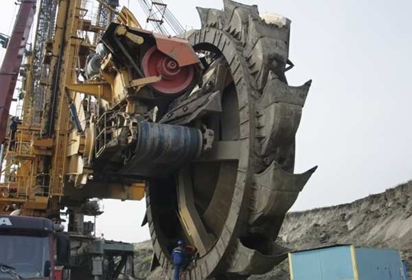 KU800/19 BUCKET WHEEL EXCAVATOR TIP RECONSTRUCTION